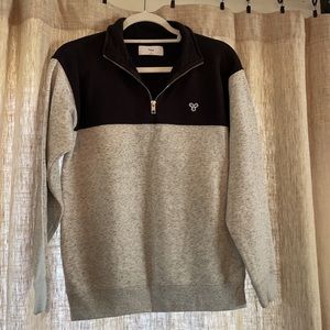 Aritzia TNA gray and black quarter zip sweatshirt S